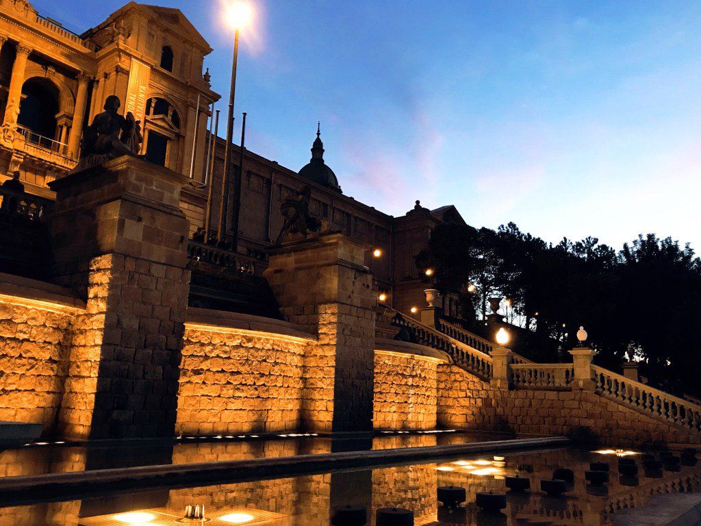 oh my god twitter doesn’t include alt text from images in their API