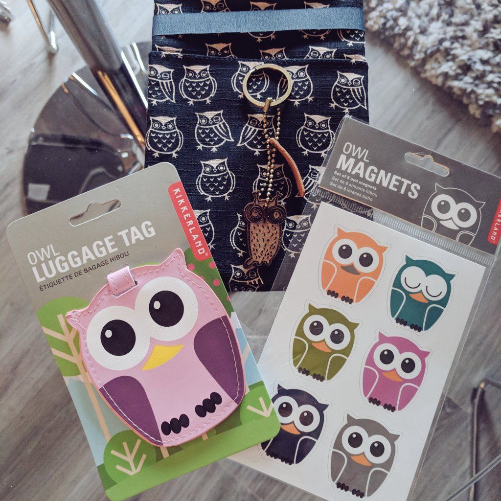 oh my god twitter doesn’t include alt text from images in their API