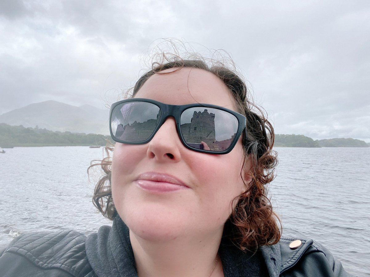 oh my god twitter doesn’t include alt text from images in their API