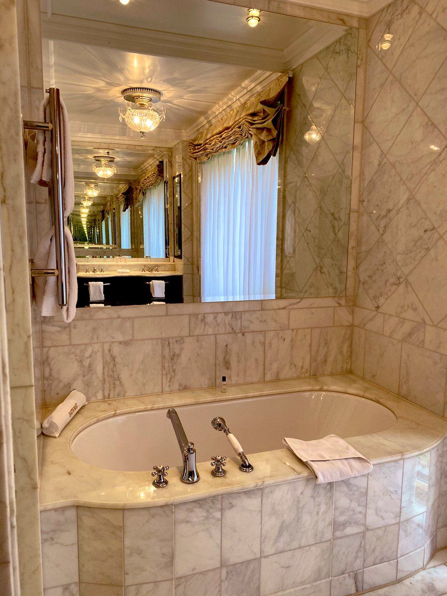 oh my god twitter doesn’t include alt text from images in their API