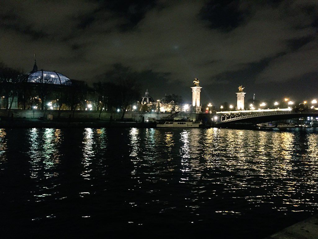 oh my god twitter doesn’t include alt text from images in their API