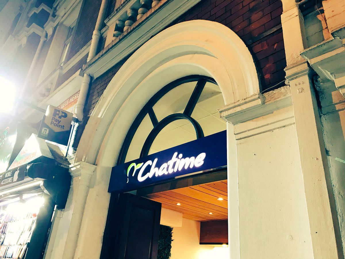 oh my god twitter doesn’t include alt text from images in their API