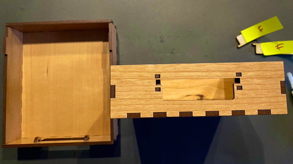 oh my god twitter doesn’t include alt text from images in their API