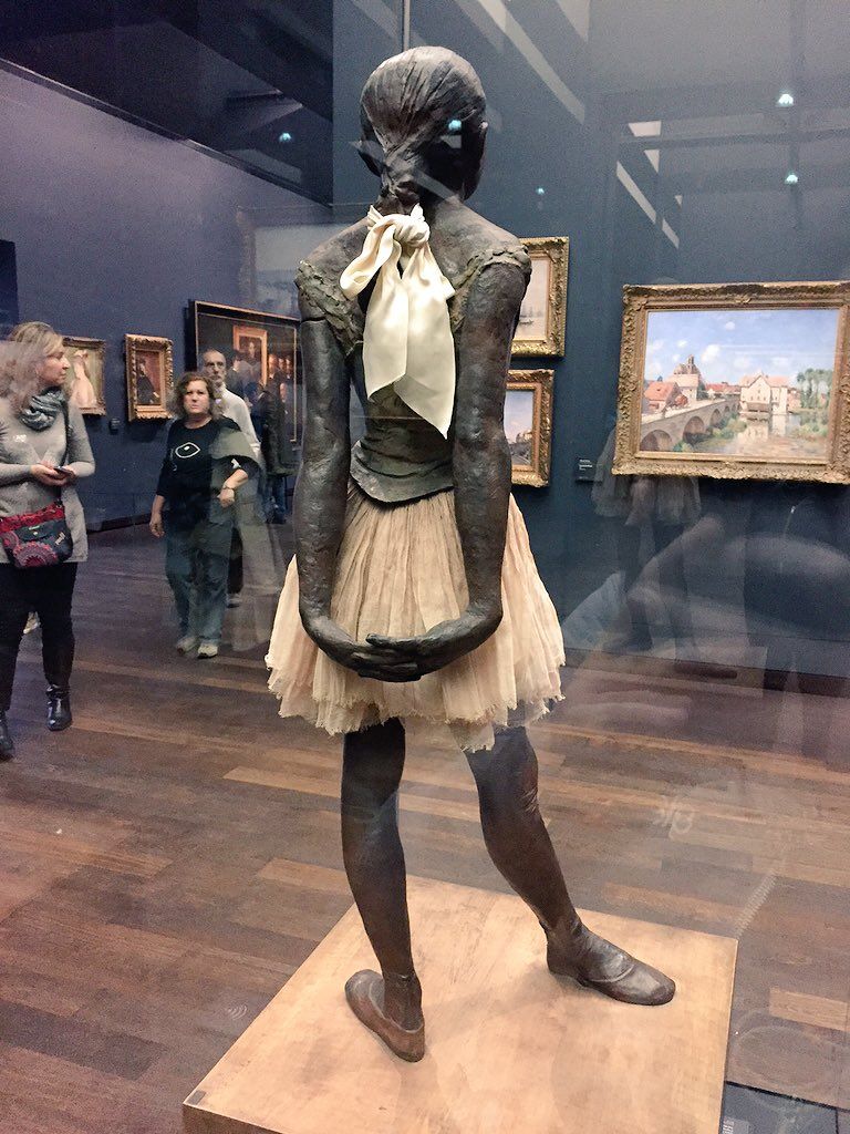 oh my god twitter doesn’t include alt text from images in their API