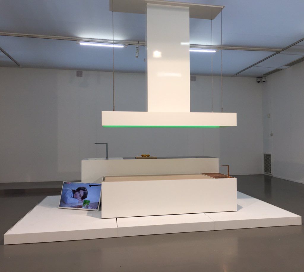 oh my god twitter doesn’t include alt text from images in their API