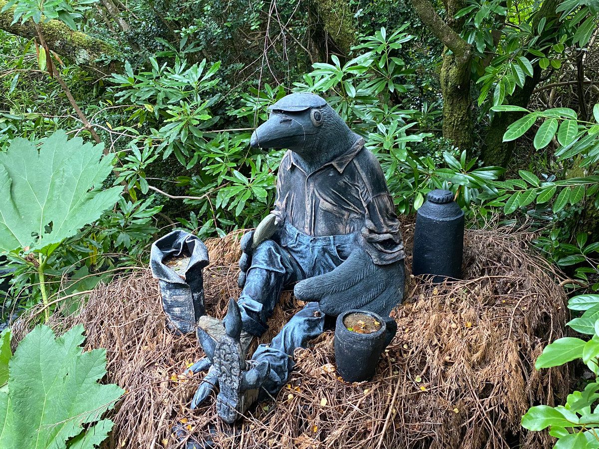 oh my god twitter doesn’t include alt text from images in their API