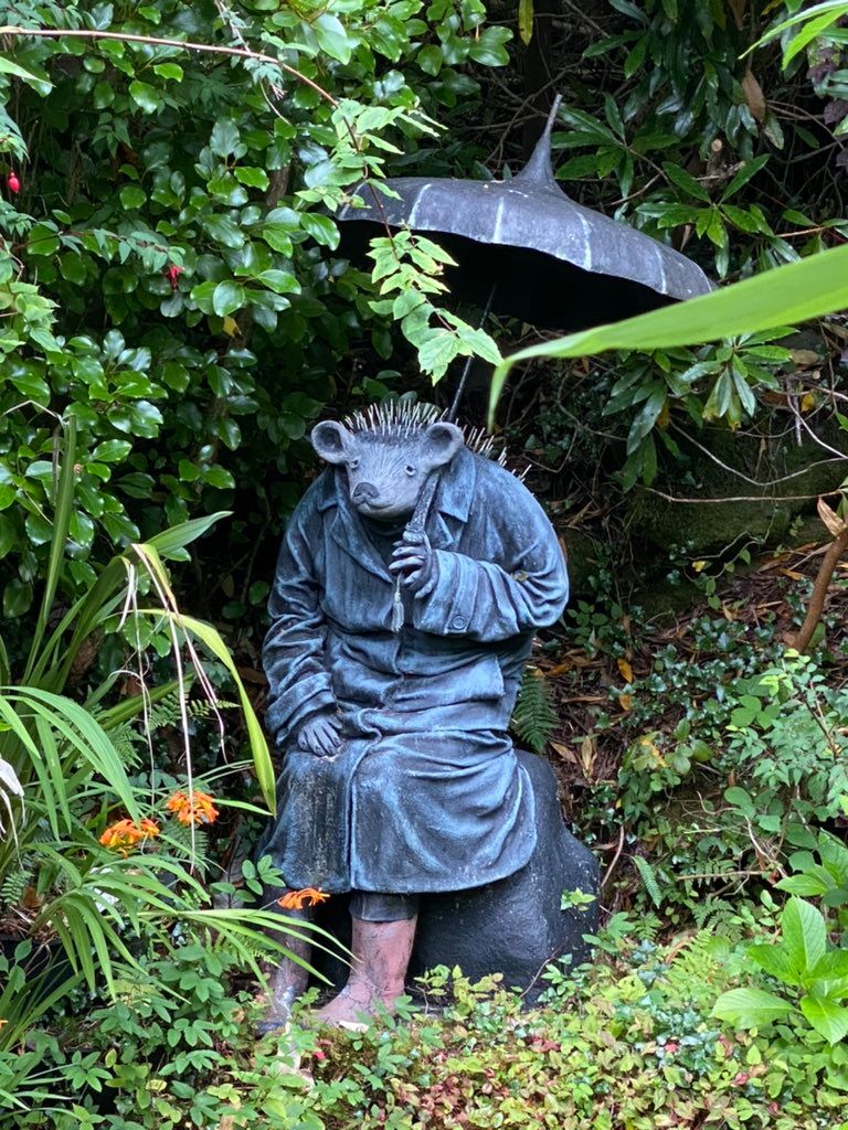 oh my god twitter doesn’t include alt text from images in their API