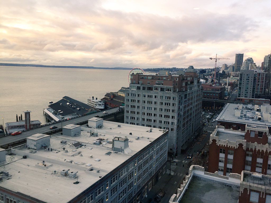 oh my god twitter doesn’t include alt text from images in their API