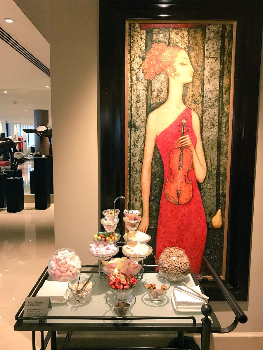 oh my god twitter doesn’t include alt text from images in their API