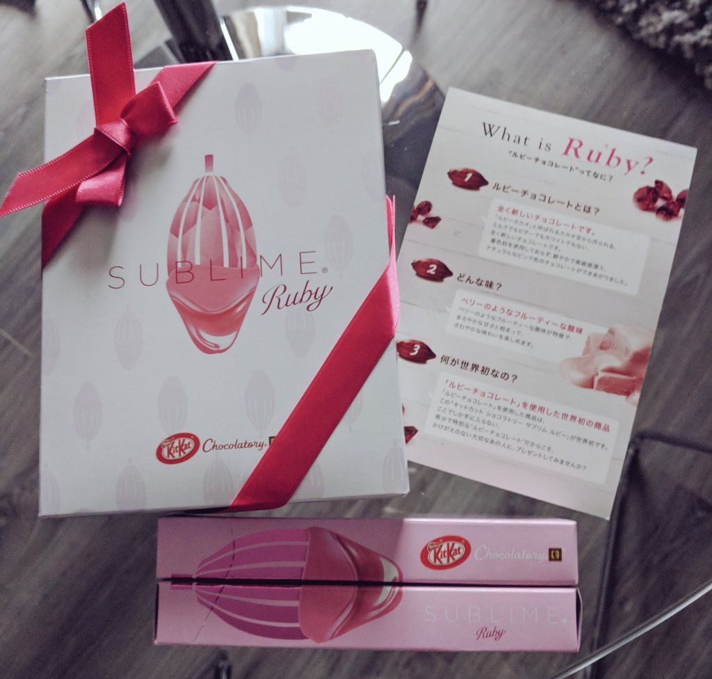 oh my god twitter doesn’t include alt text from images in their API