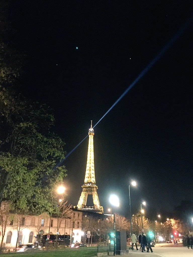 oh my god twitter doesn’t include alt text from images in their API