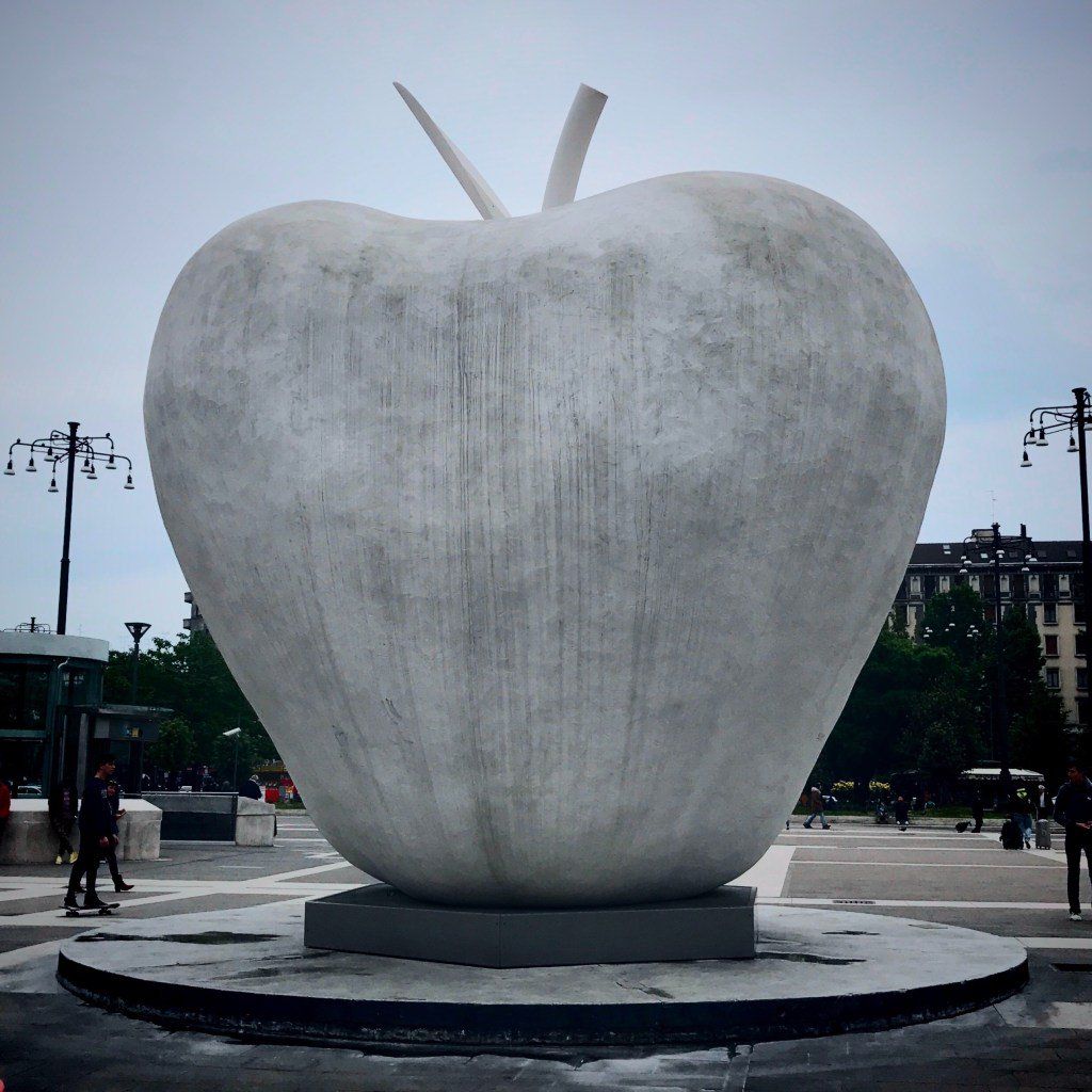 oh my god twitter doesn’t include alt text from images in their API