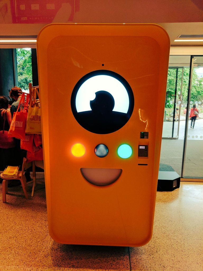 oh my god twitter doesn’t include alt text from images in their API