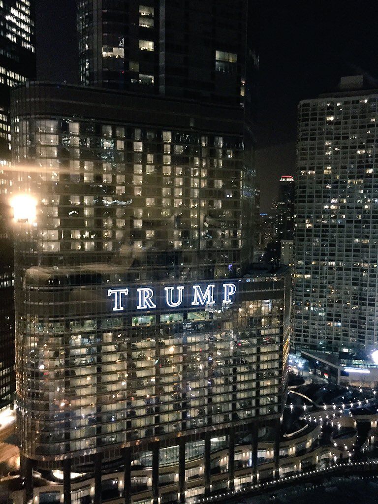 oh my god twitter doesn’t include alt text from images in their API