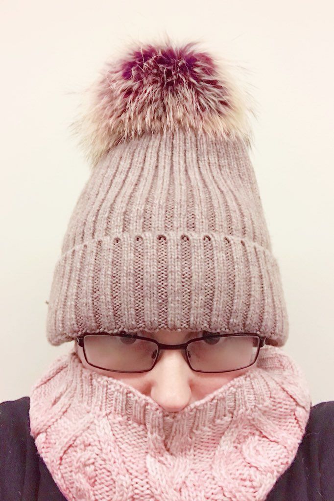 oh my god twitter doesn’t include alt text from images in their API