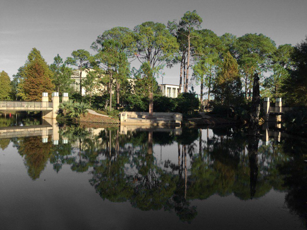 oh my god twitter doesn’t include alt text from images in their API