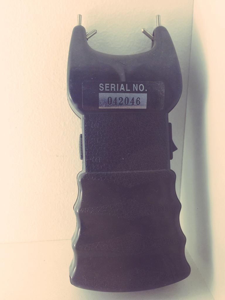 oh my god twitter doesn’t include alt text from images in their API