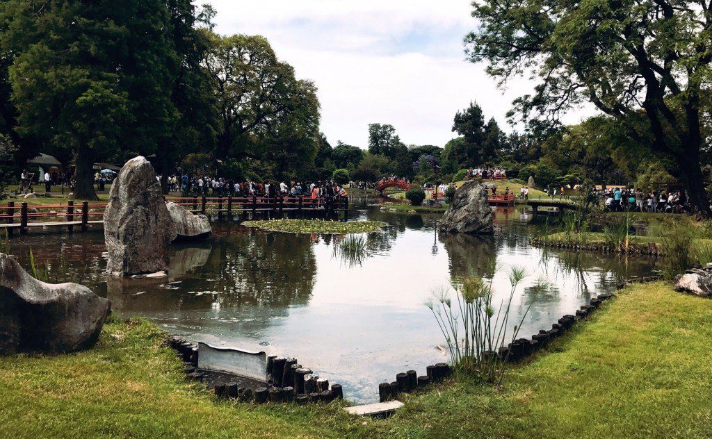 oh my god twitter doesn’t include alt text from images in their API