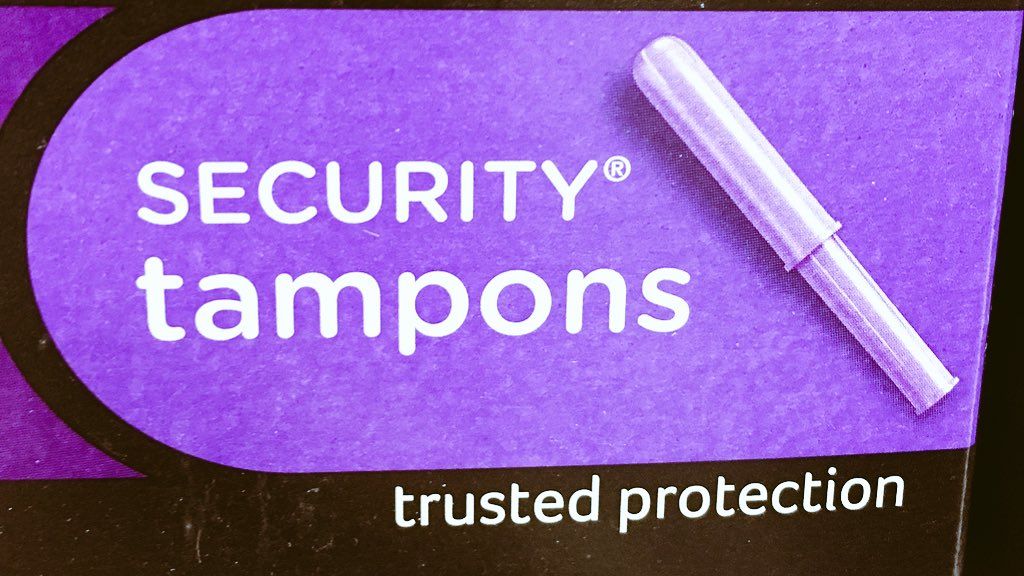 oh my god twitter doesn’t include alt text from images in their API