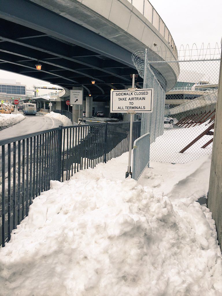 oh my god twitter doesn’t include alt text from images in their API