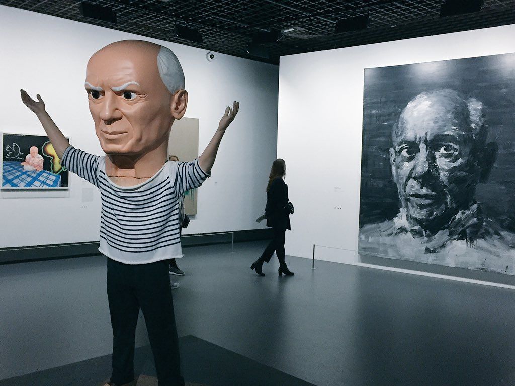 oh my god twitter doesn’t include alt text from images in their API