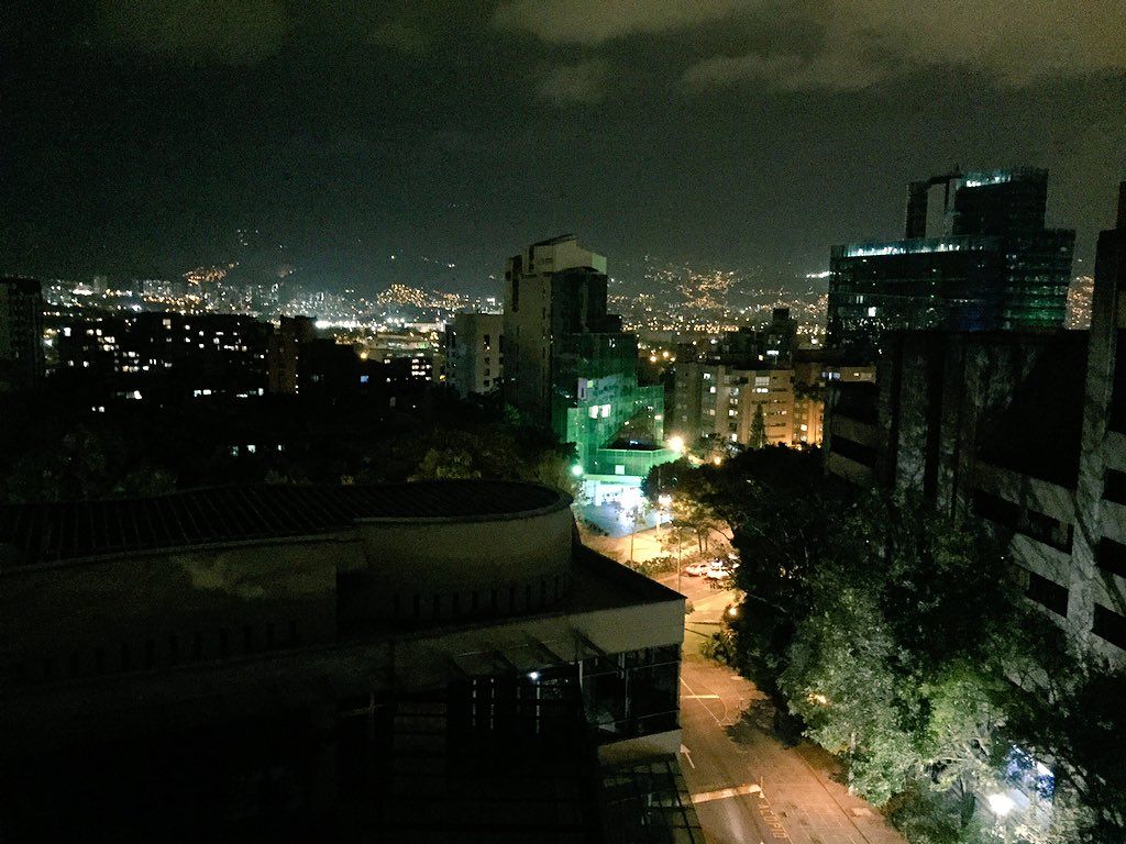 oh my god twitter doesn’t include alt text from images in their API