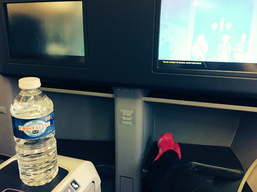 oh my god twitter doesn’t include alt text from images in their API