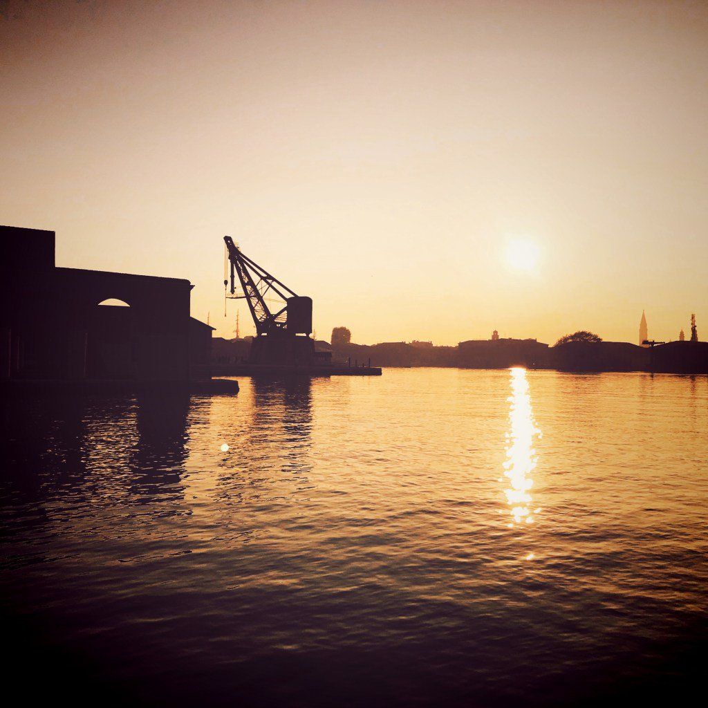 oh my god twitter doesn’t include alt text from images in their API