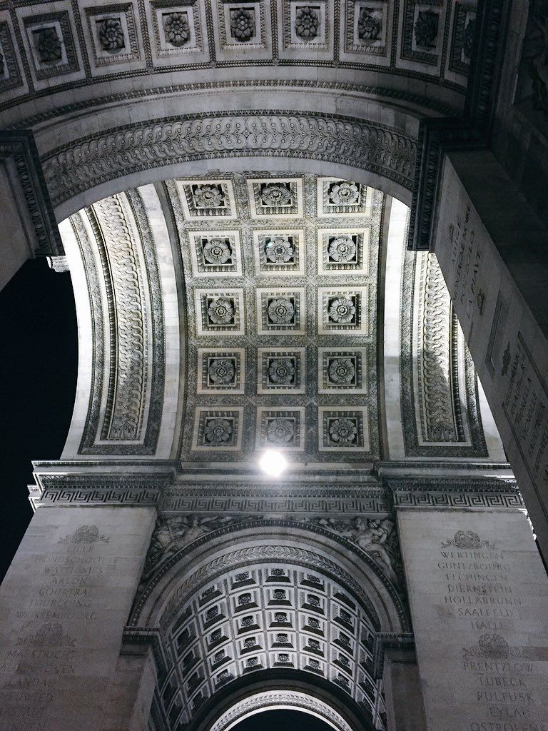 oh my god twitter doesn’t include alt text from images in their API