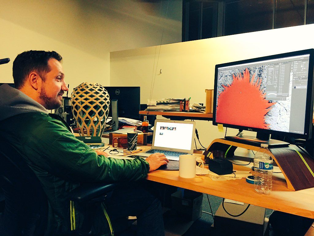 oh my god twitter doesn’t include alt text from images in their API