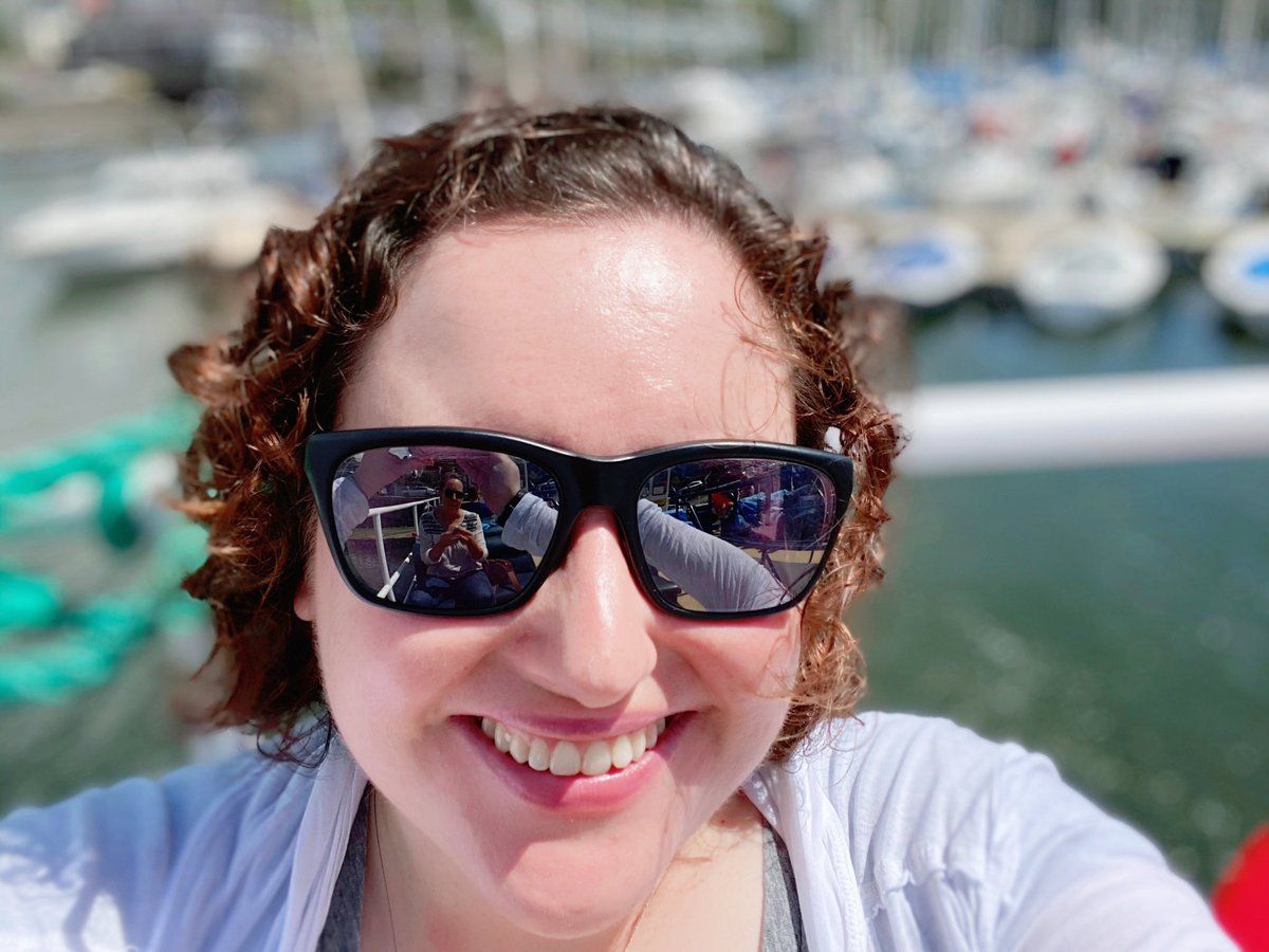 oh my god twitter doesn’t include alt text from images in their API