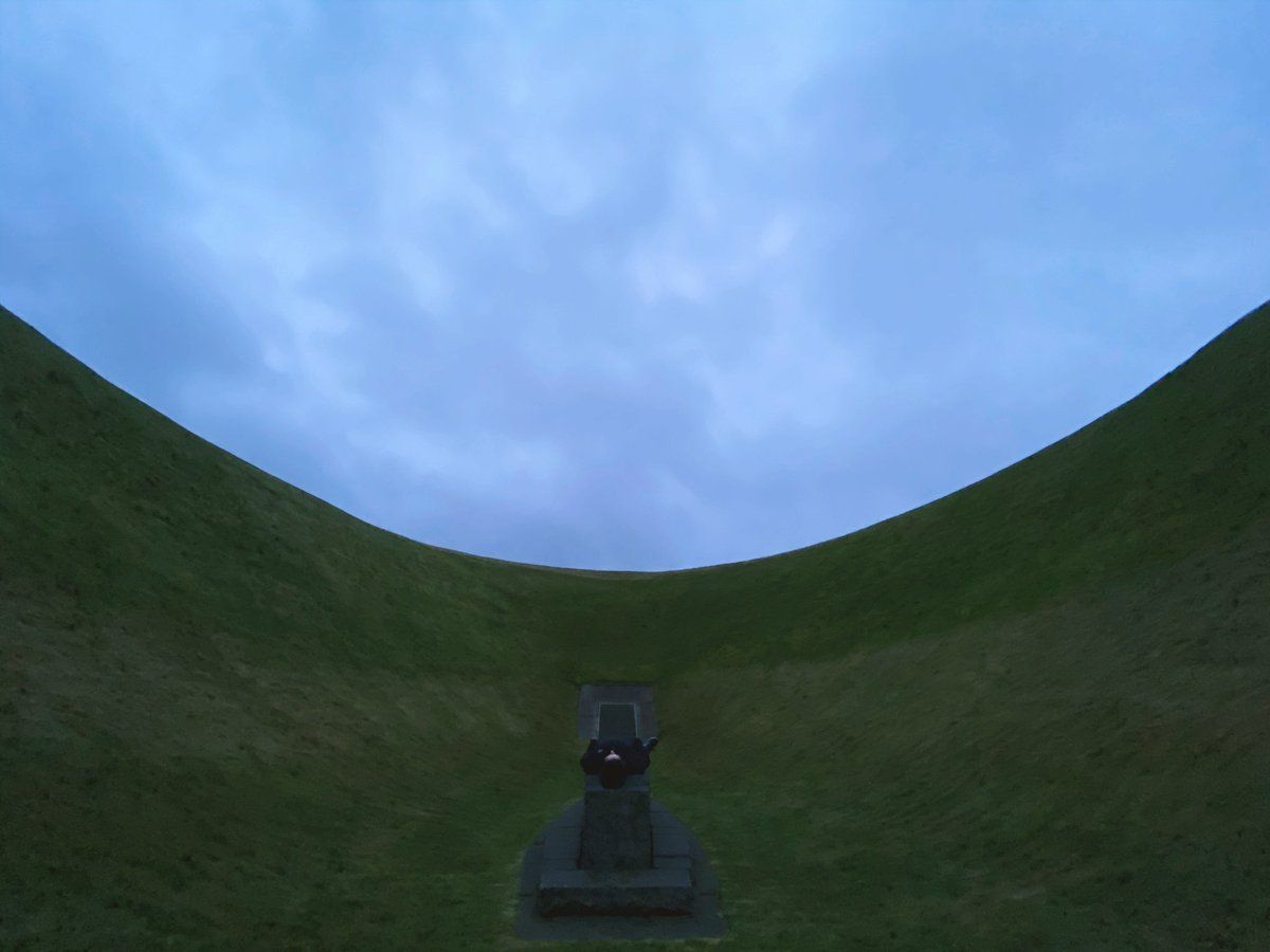 oh my god twitter doesn’t include alt text from images in their API