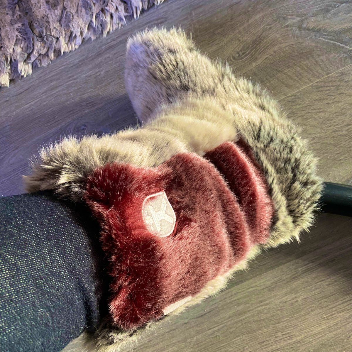 oh my god twitter doesn’t include alt text from images in their API