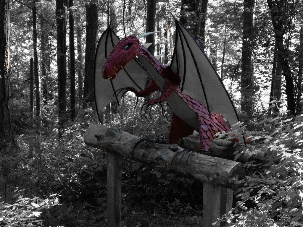 oh my god twitter doesn’t include alt text from images in their API