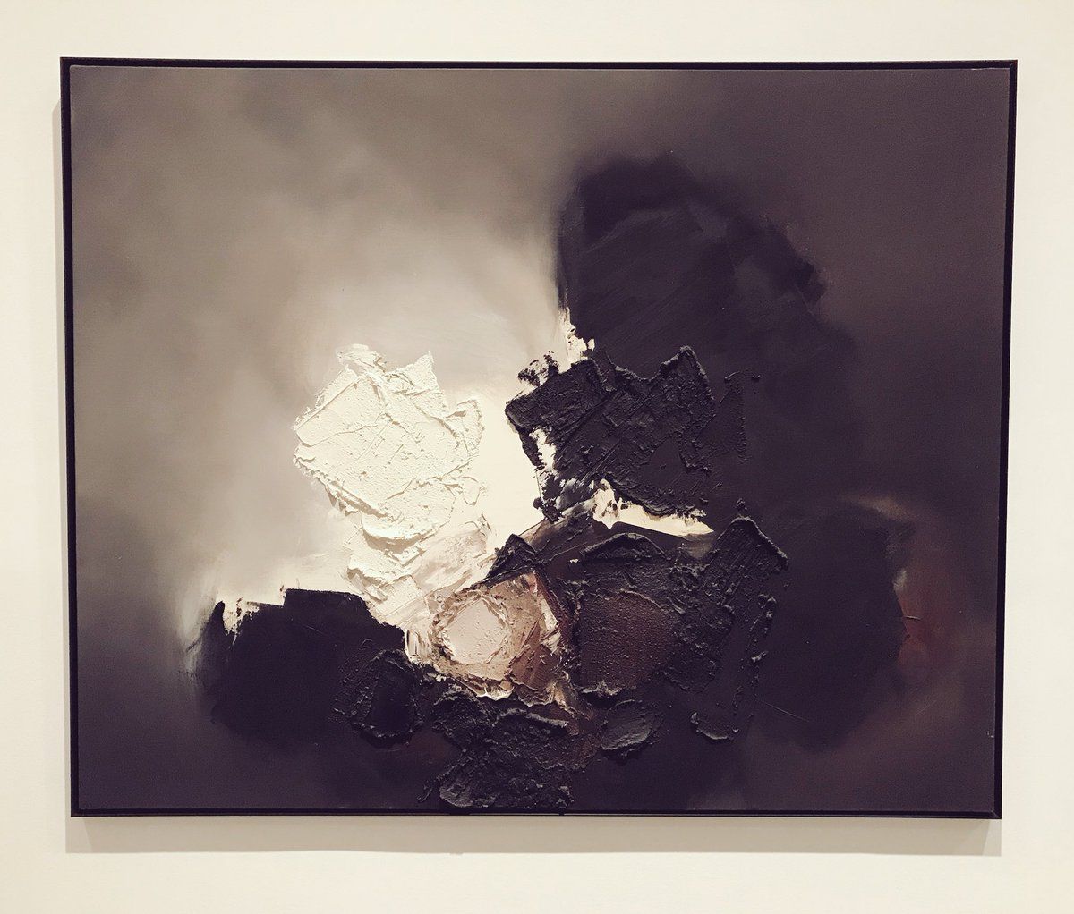 oh my god twitter doesn’t include alt text from images in their API