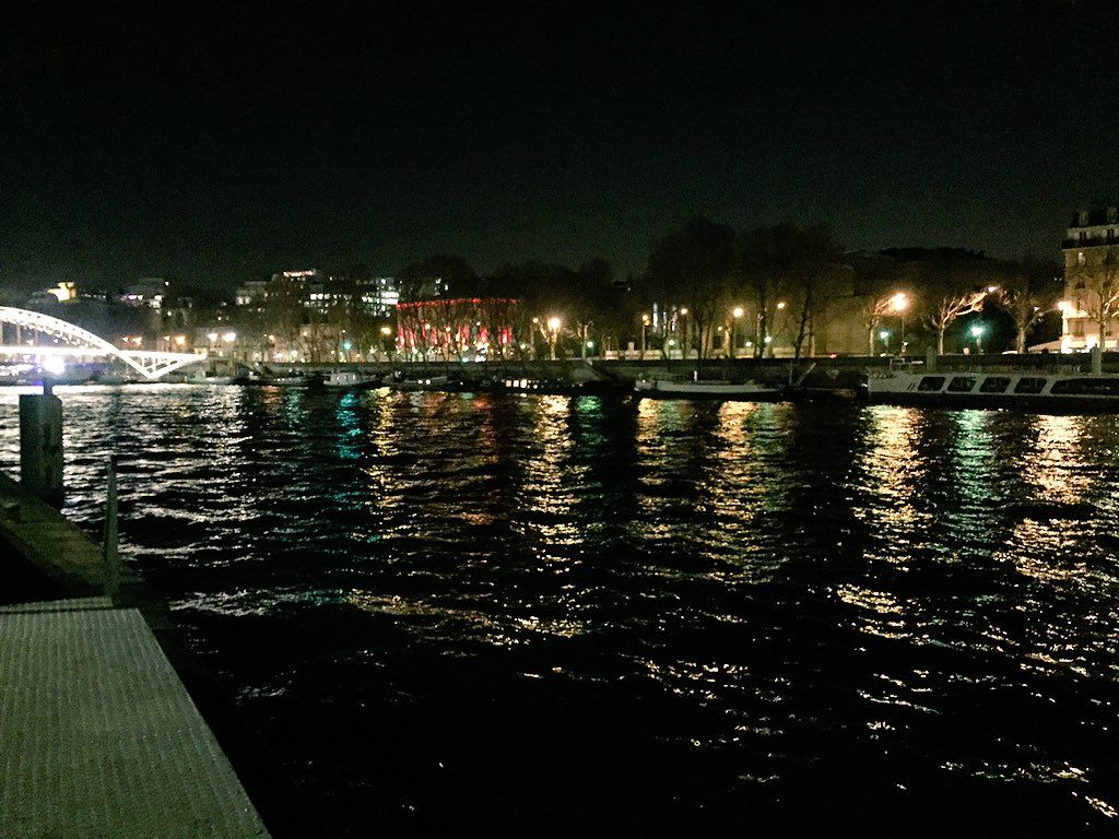 oh my god twitter doesn’t include alt text from images in their API