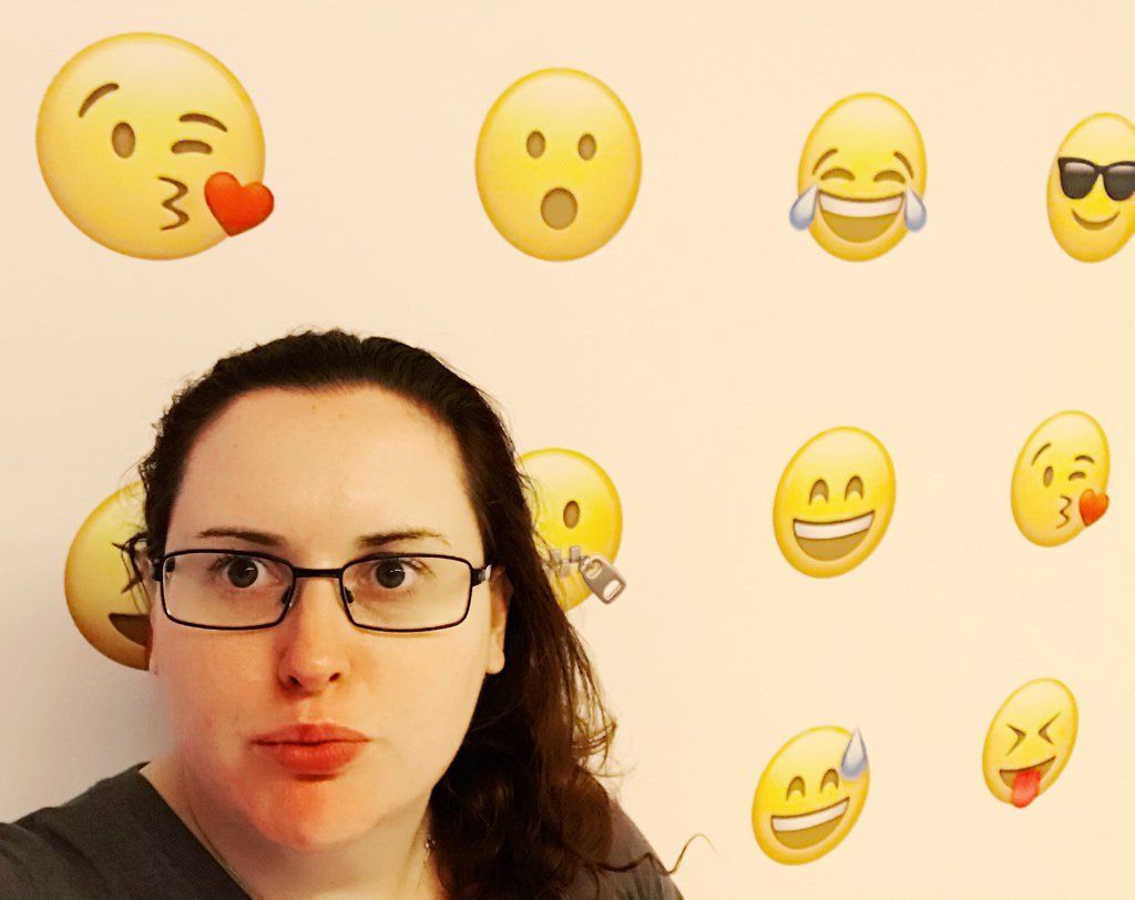 oh my god twitter doesn’t include alt text from images in their API