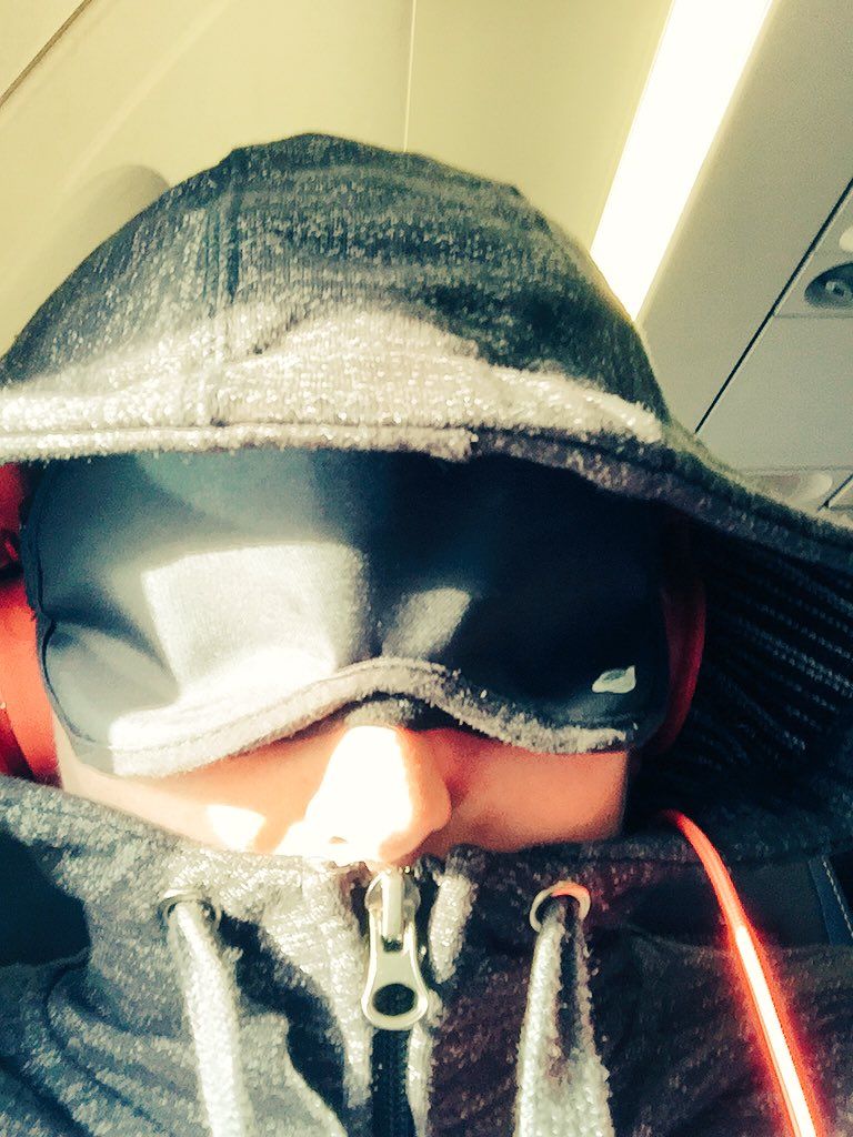 oh my god twitter doesn’t include alt text from images in their API