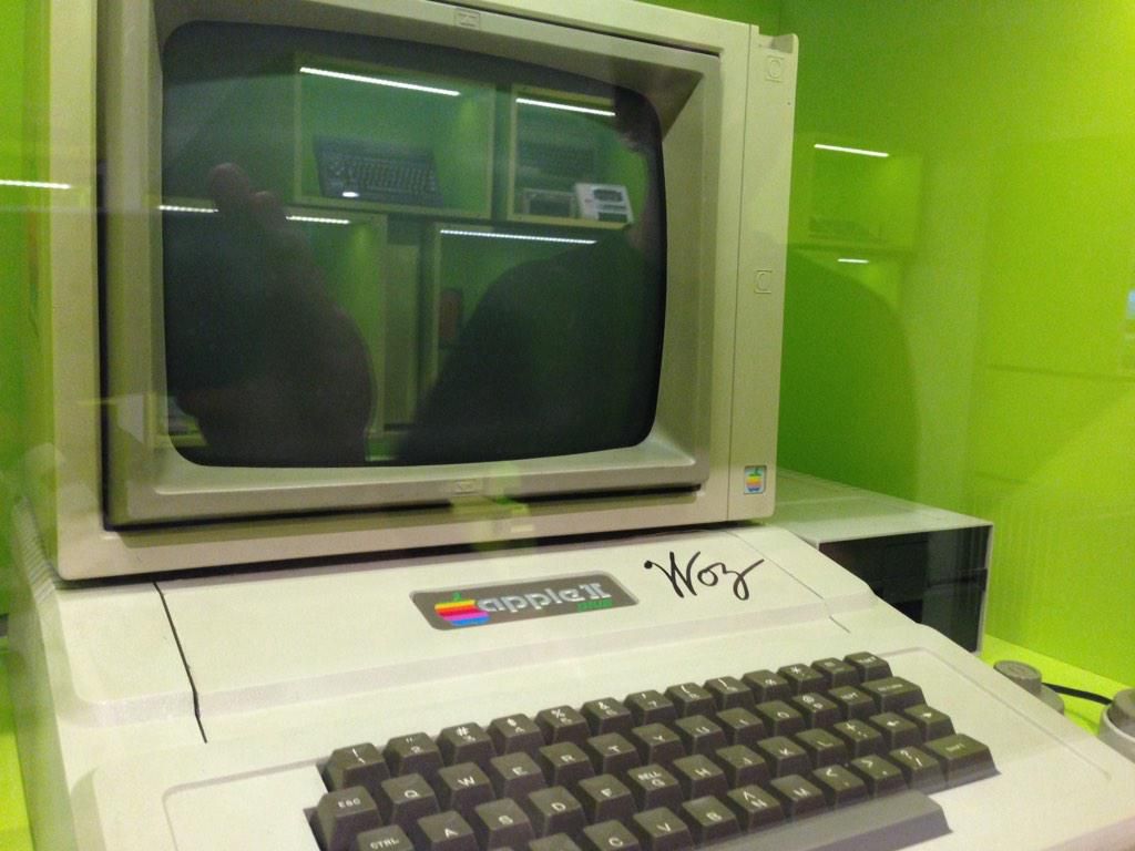 oh my god twitter doesn’t include alt text from images in their API