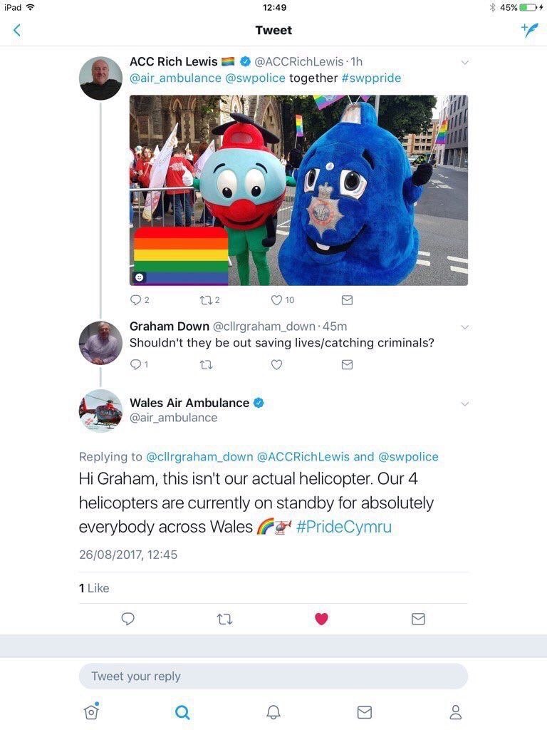 oh my god twitter doesn’t include alt text from images in their API