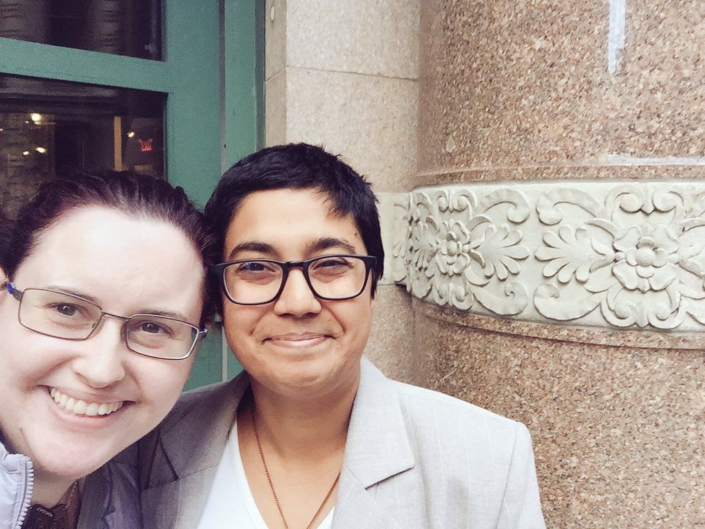 oh my god twitter doesn’t include alt text from images in their API