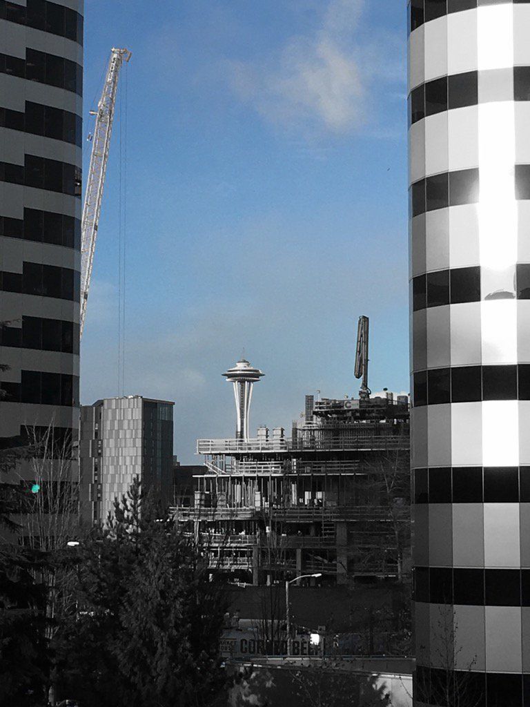 oh my god twitter doesn’t include alt text from images in their API