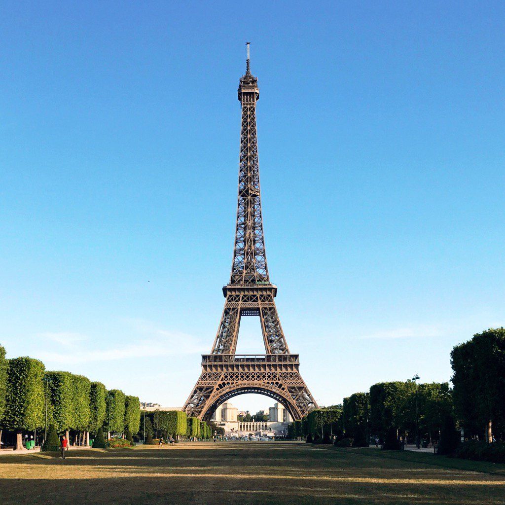 oh my god twitter doesn’t include alt text from images in their API