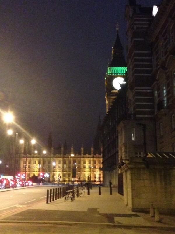 oh my god twitter doesn’t include alt text from images in their API