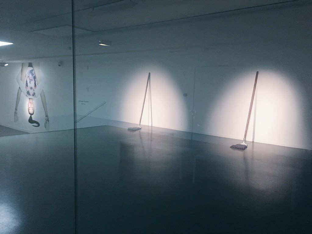 oh my god twitter doesn’t include alt text from images in their API