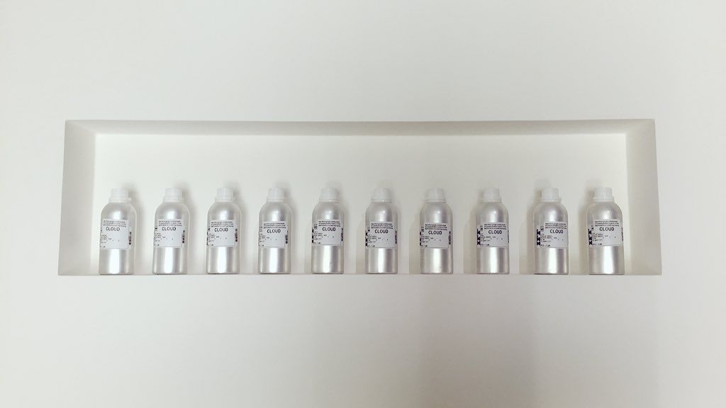 oh my god twitter doesn’t include alt text from images in their API