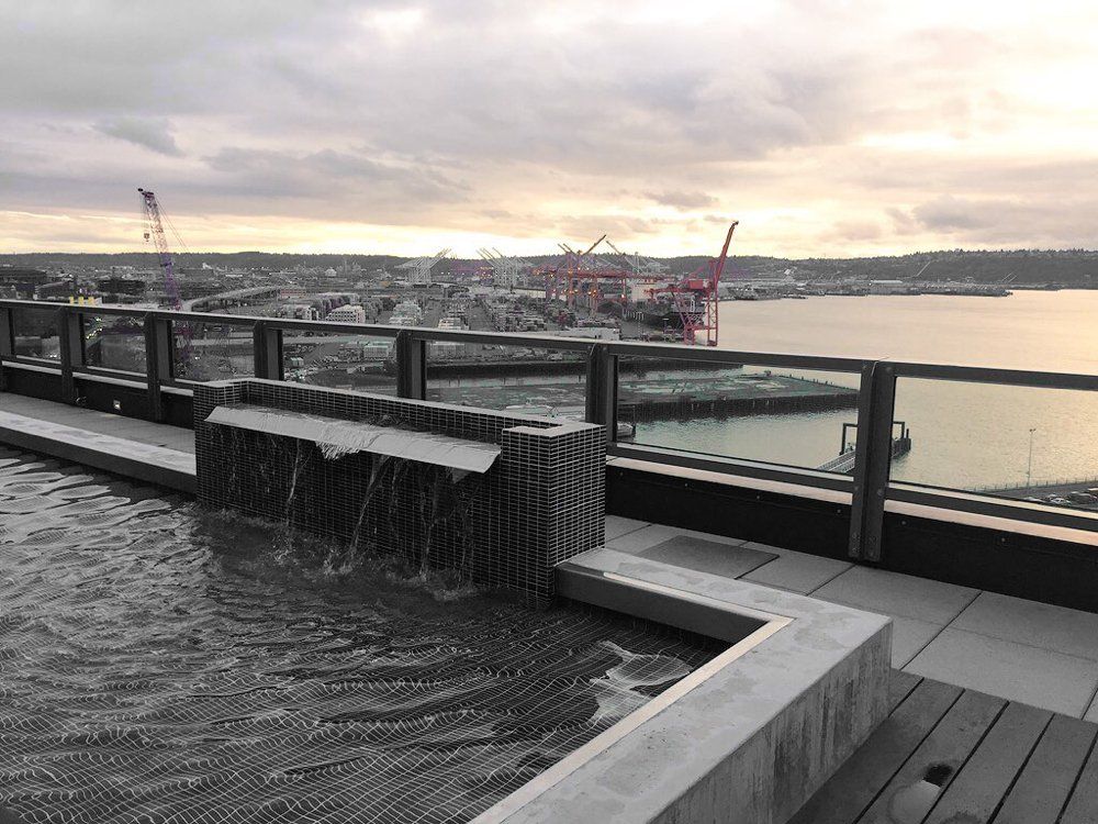 oh my god twitter doesn’t include alt text from images in their API